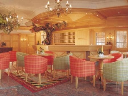Gasthof Pitztaler Hof เวนส์ ภายนอก รูปภาพ
